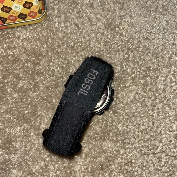 Fossil Blue QC1039 Digital Watch with Tin - Picture 4 of 4